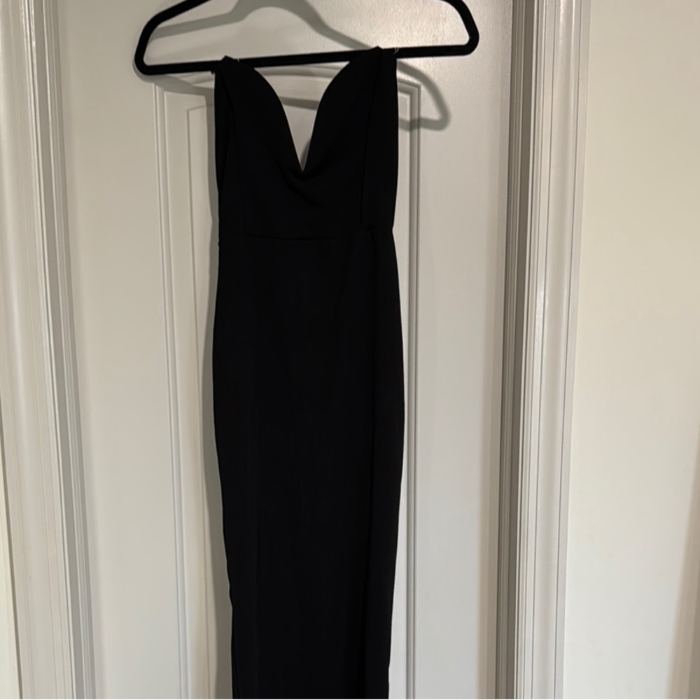 Black plunge Neck Bodycon Dress